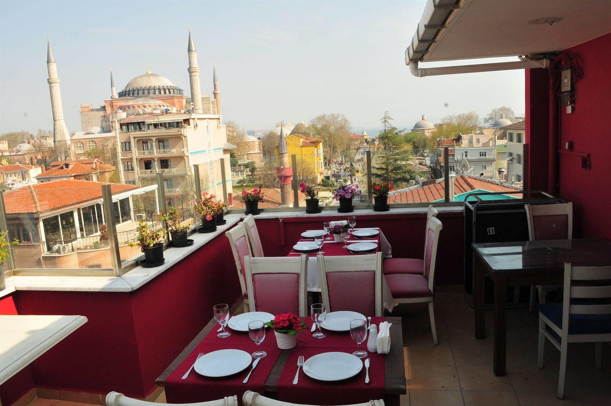 Istanbul Queen Hotel Exterior photo
